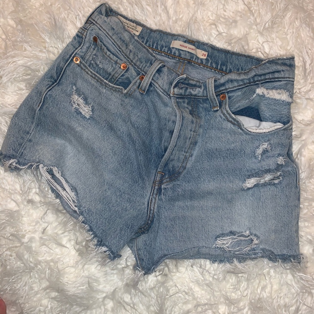 Levi wedgie short